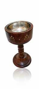 มันถูกสร้างขึ้นจากไม้ขัดเงาสีเข้มที่เหมือนกับ sheesham อินเดียชิงชันหรือไม้เนื้อแข็งที่คล้ายกันซึ่งเป็นที่รู้จักสำหรับมัน - Product Image 4