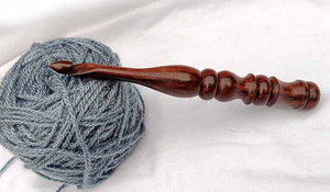 Juego de ganchos de ganchillo de madera ecológicos indios de la mejor calidad, agarre cómodo y suave para tejer a mano fácilmente - Product Image 3