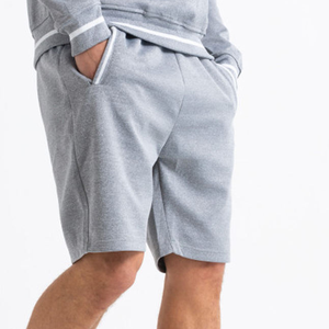 Ensemble sweat-shirt et short pour homme en coton lourd 100% de taille plus grande avec logo personnalisé, couleur unie, pour l'extérieur - Product Image 3