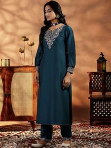 NOUVEAUTÉ : Ensemble Salwar Kameez (Haut, Pantalon et Dupatta) Vert Bouteille pour Fêtes et Mariages – Style Décontracté Réversible - Product Image 2