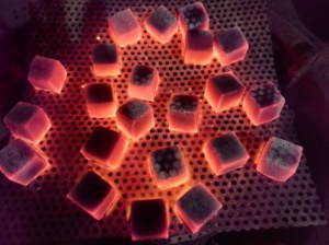 ถ่านอัดก้อนเครื่องทำถ่านกะลามะพร้าวถ่านก้อนสำหรับ Shisha/มอระกู่จากประเทศอินโดนีเซีย - Product Image 2