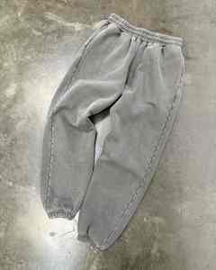 Pantalon de survêtement en coton polaire épais délavé gris vintage à capuche d'hiver avec logo personnalisé marque privée fabriquée au Pakistan - Product Image 4