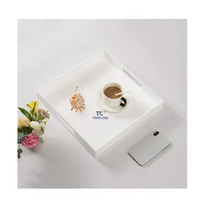 Hot Selling High quality Glossy White Sturdy Lacquer Serving Tray with Handles Decorative Tray Organiser for Ottoman Tray