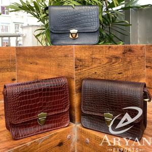 กระเป๋าหนังวัวแท้สำหรับผู้หญิงกระเป๋าสะพายไหล่สำหรับผู้หญิงกระเป๋าแบรนด์เนมออกแบบได้ตามต้องการ - Product Image 1