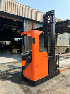Nueva Carretilla Elevadora Diésel de 2 Toneladas para Uso en Interiores con Mástil de 2/3 Etapas y 5 Años de Garantía en Venta - Product Image 1