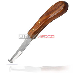 Cuchillo de Herrador de Doble Filo Reutilizable para Zurdos, Acero Inoxidable Alemán, Uso Veterinario, Hoja con Certificación CE, Mango de Madera - Product Image 3