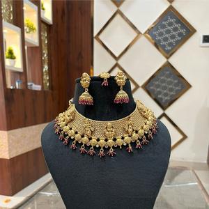 Ensemble de collier de qualité supérieure avec pierres Polki plaquées or de style designer avec boucles d'oreilles Tikka pour collection de vêtements de mariage pour femmes - Product Image 1