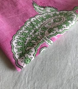 CHHAAPE Tela de Algodón Estampada a Mano con Paisley Rosa para Mujer, Textil Tradicional Indio con Motivo Kairi - Product Image 3