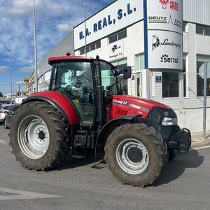Tractor agrícola eficiente y fiable Case IH Farmall 120C - Product Image 5