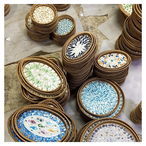 Plateau en rotin nacre, plateau tissé en rotin avec incrustation de coquillages pour les fêtes de mariage, service et décoration, Vietnam - Product Image 3