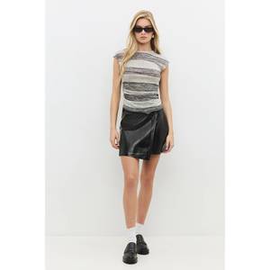 Camiseta de Mujer - Top de Algodón Suave - Product Image 2