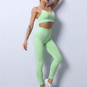 Ensemble de yoga respirant uni grande taille pour femmes avec taille élastique, ensemble de sport 2 pièces en spandex/nylon en stock - Product Image 4