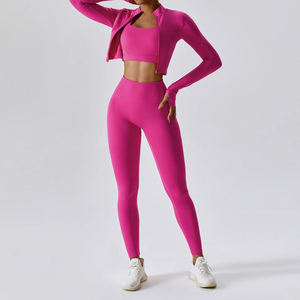 Ensemble de yoga trois pièces pour femmes comprenant un soutien-gorge de sport, un legging et une veste idéale pour l'entraînement, la course ou les vêtements de sport quotidiens - Product Image 5