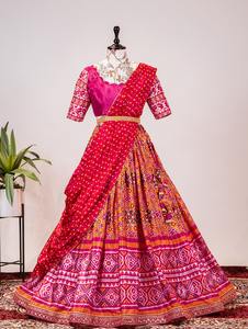 Último diseñador tradicional Chinon Patola impreso trabajo pesado seda Lehenga Choli alto vestido paquistaní adultos Casual ocasión - Product Image 4