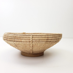 ชามเสิร์ฟหวายสีน้ำตาลมีสไตล์เหมาะสำหรับใช้จัดแสดงผลไม้ในห้องครัวอุปกรณ์ตกแต่งบ้านและร้านอาหาร - Product Image 1