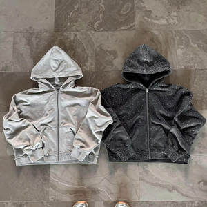 Sudadera con capucha de gran tamaño personalizada con diamantes de imitación Heavyweight Streetwear ZipUp para hombres OEM/ODM Fabricante Full Rhinestone Hombres sudaderas con capucha - Product Image 4