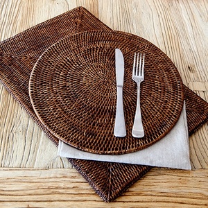Sous-verres ronds en rotin tissés à la main avec support napperons tissés à la chaleur isolés par poterie ensemble de sous-verres écologiques - Product Image 4