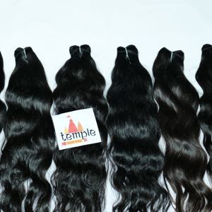 Vente en gros 100% paquet aligné de cuticules vierges de couleur naturelle indienne traité aucun extensions de cheveux humains à double trame à la machine - Product Image 5