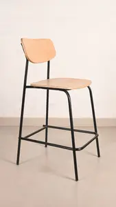 כסאות בר מעץ וברזל איכותיים הניתנים לערמה כיסא בר כיסא גבוה כיסא גבוה למסעדת בר ביתית