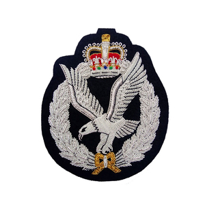 Nouveau design 2026 : Badges brodés sur mesure de haute qualité, faits à la main, avec fils de broderie, service OEM supérieur, vente en gros - Product Image 2