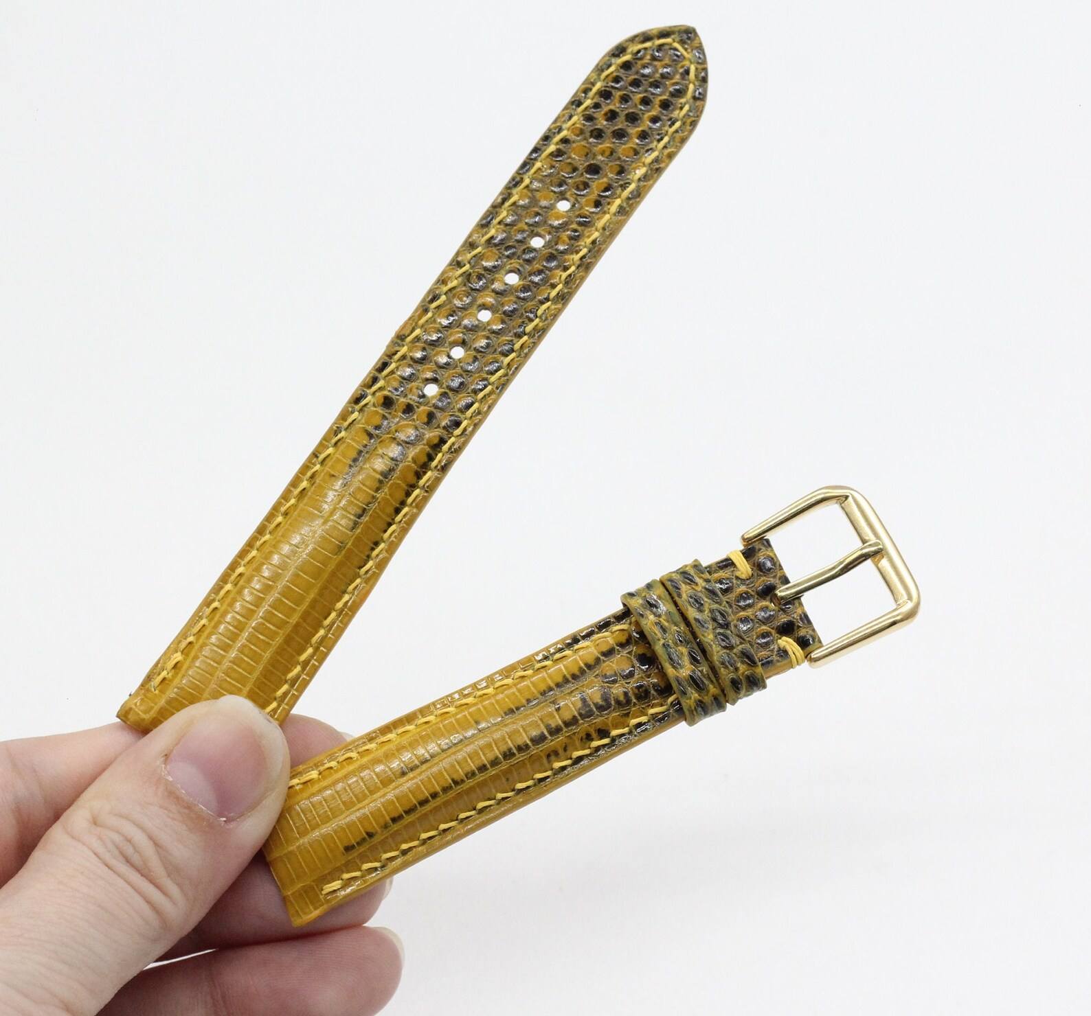 สีเหลือง