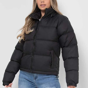 Chaqueta Acolchada Negra Personalizada de Alta Calidad para Mujer, Cierre Completo, Dobladillo Ajustable y Chaqueta de Invierno Acolchada - Product Image 1