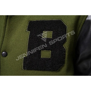 Parches de bordado Chenillie de chaqueta Varsity de alta calidad personalizados, lana de concha, Mangas de cuero, cierre de botones, forro interior acolchado - Product Image 3