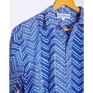 Blue Chevron Print Casual <b>Shirt</b> Unisex 100% Cotton Poplin Breathable Woven Fabric Size XL for Summer - Product Image 2