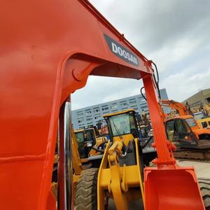 Oosan-Centro Comercial xcavator, 7ton - Product Image 2