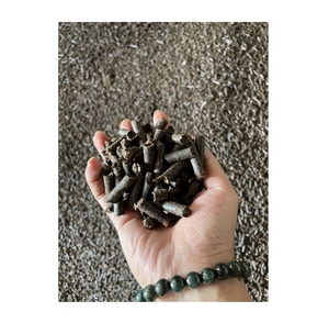 Granulés de bois de sciure de bois de bâton de chêne de 6mm de diamètre de haute qualité et respectueux de la santé WOOUP 3900Kcal/kg balle de riz vietnamien Vietnam - Product Image 1