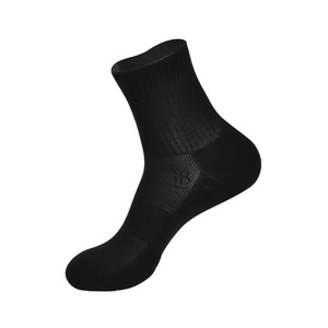 Chaussettes habillées en coton de haute qualité pour hommes Tops de tous les jours Crew White Black Casual Knit Socks with Logo Body Bottom Spring - Product Image 3