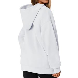 เสื้อมีฮู้ดโอเวอร์ไซส์สำหรับผู้หญิงเสื้อสวมหัวผ้าฟลีซแบบเรียบเสื้อมีฮู้ดสตรีทแวร์เปิดไหล่ตก - Product Image 2