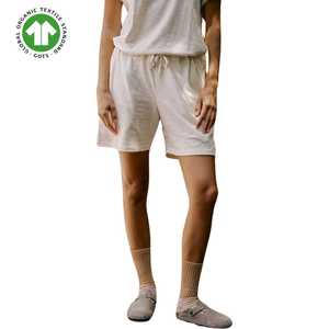 Pantalones cortos deportivos de algodón orgánico para mujer-Natural sin teñir, jersey de 5,4 oz, entrepierna de 6 pulgadas, suave, transpirable, con cintura elástica - Product Image 1