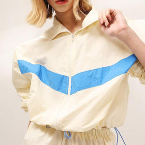 Ensemble deux pièces avec logo imprimé personnalisé Ensemble deux pièces coupe-vent en polyester zippé pour femmes pour Offre Spéciale - Product Image 4