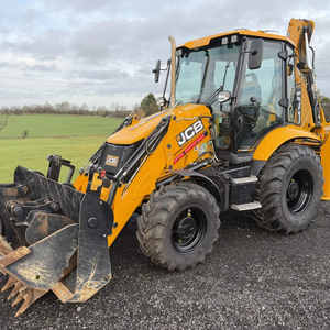 Excavadora de cadenas de 8 toneladas con brazo hidráulico, retroexcavadora, 1 año de garantía, alta estabilidad, JCB 3CX 4WD - Product Image 1