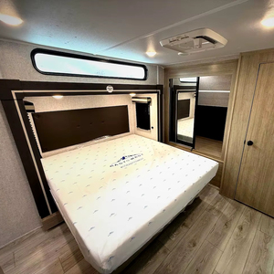 Nuevo RV Del La Terra 263 RK 2026 Usado en Excelente Estado, de Este a Oeste, en Venta para Camping y Viajes - Product Image 4