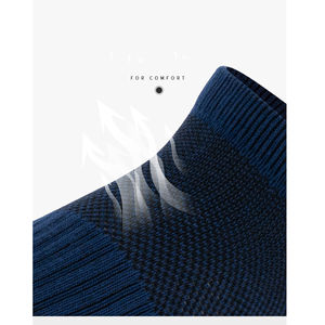 ODM Grip Calcetines tobilleros Cojín antideslizante Terry Algodón para deportes Hombres Mujeres Hecho en Vietnam Fábrica al por mayor Personalizado - Product Image 6