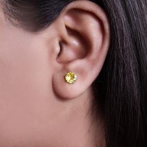Hermosos y Elegantes Pendientes de Plata de Ley 925 con Cristales Amarillos Brillantes para Mujeres y Niñas, Ideales para Bodas y Fiestas - Product Image 3