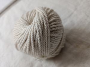 Hilo de seda eri hecho a medida, 2,5 NM, ideal para crochet y tejer, adecuado para artistas textiles, ideal para teñir - Product Image 3