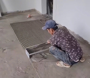 Truelle crantée réglable en acier inoxydable pour une installation sûre des carreaux Contrôle personnalisé de la longueur du support OEM & ODM Made Viet Nam - Product Image 4