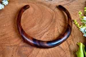 Collier en bois avec pendentif personnalisé, bijoux en bois - Product Image 3