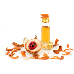น้ำมันหอมระเหยเมสแท้ 100% จากธรรมชาติ (Myristica Fragrans) กลั่นด้วยไอน้ำ สำหรับอโรมาเธอราพี นวดตัว และบำรุงผิว (ขายส่ง OEM) - Product Image 1