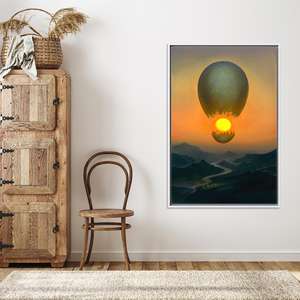 Toile imprimée : œuvre d'art surréaliste sur le thème des montgolfières dans le style Vladimir Kush, toile encadrée blanche - Product Image 1