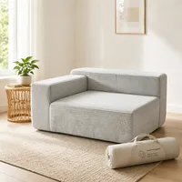 Ensemble de canapés modulaires pliables modernes, équipés de coussins, emballage sous vide, canapé gain de place pour appartement, salon