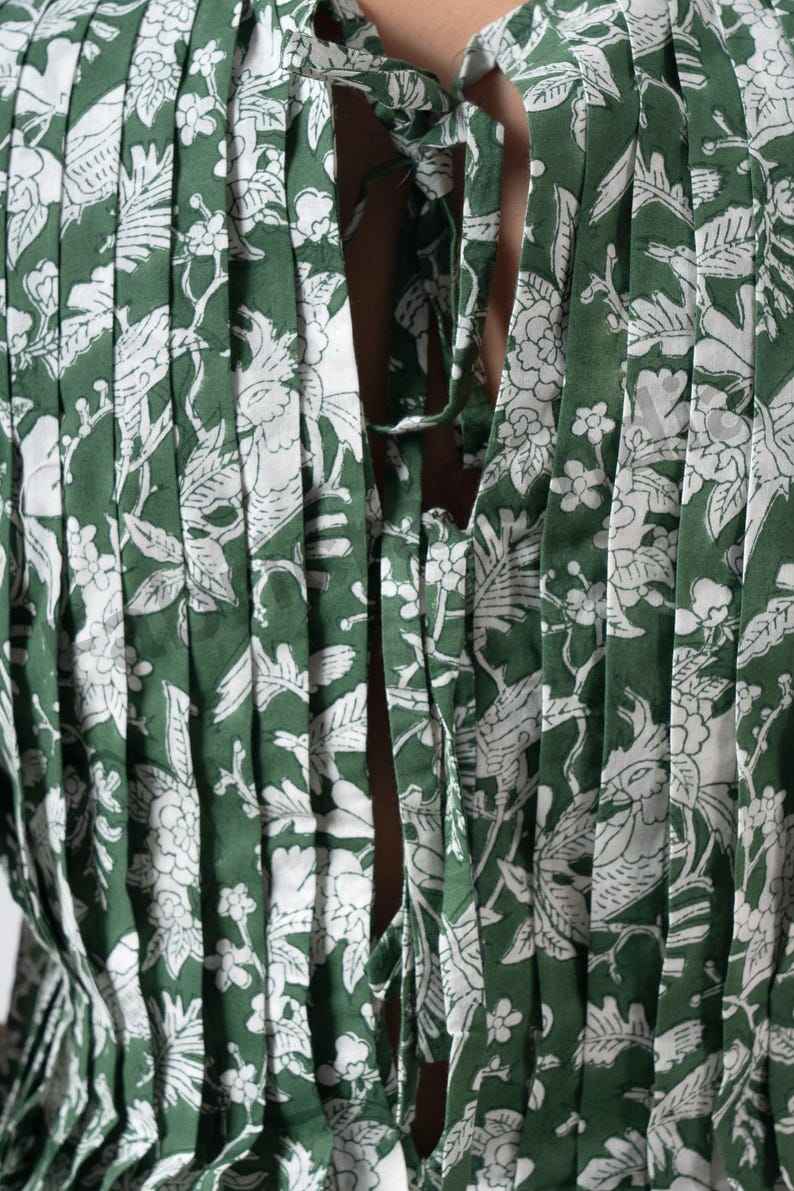 สีเขียว