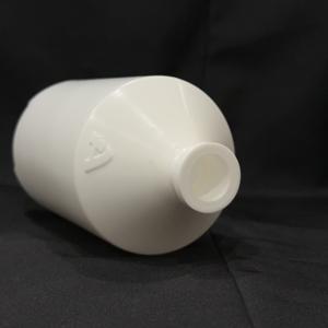 White Color 350-500ml APS Brand C0167 Veterinary Medicine Bottle Cylindrical Flat Bottom Slanted Shoulder PE/PP Material Printed - Product Image 2