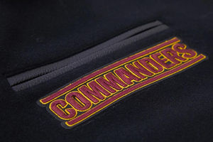 OEM personalizado Chenille bordado cuero manga Vintage béisbol Letterman chaqueta para hombres transpirable Varsity chaquetas - Product Image 4