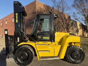 Offre exclusive aux enchères pour chariots élévateurs pneumatiques H330HD 2017, capacité de maintien de 33 000 LBS - Product Image 5