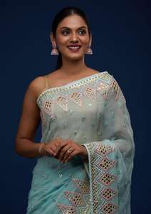 Celebre la moda de invierno con saris de trabajo bordados únicos, blusa ricamente adornada, tela Georgette de Fashionharbor - Product Image 4