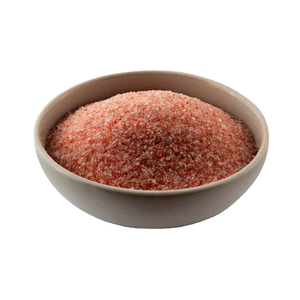 Sal fina de color rosa oscuro del Himalaya OEM, sal de mesa comestible natural en granos refinados, logotipo personalizado, embalaje a granel y en bolsas - Product Image 1